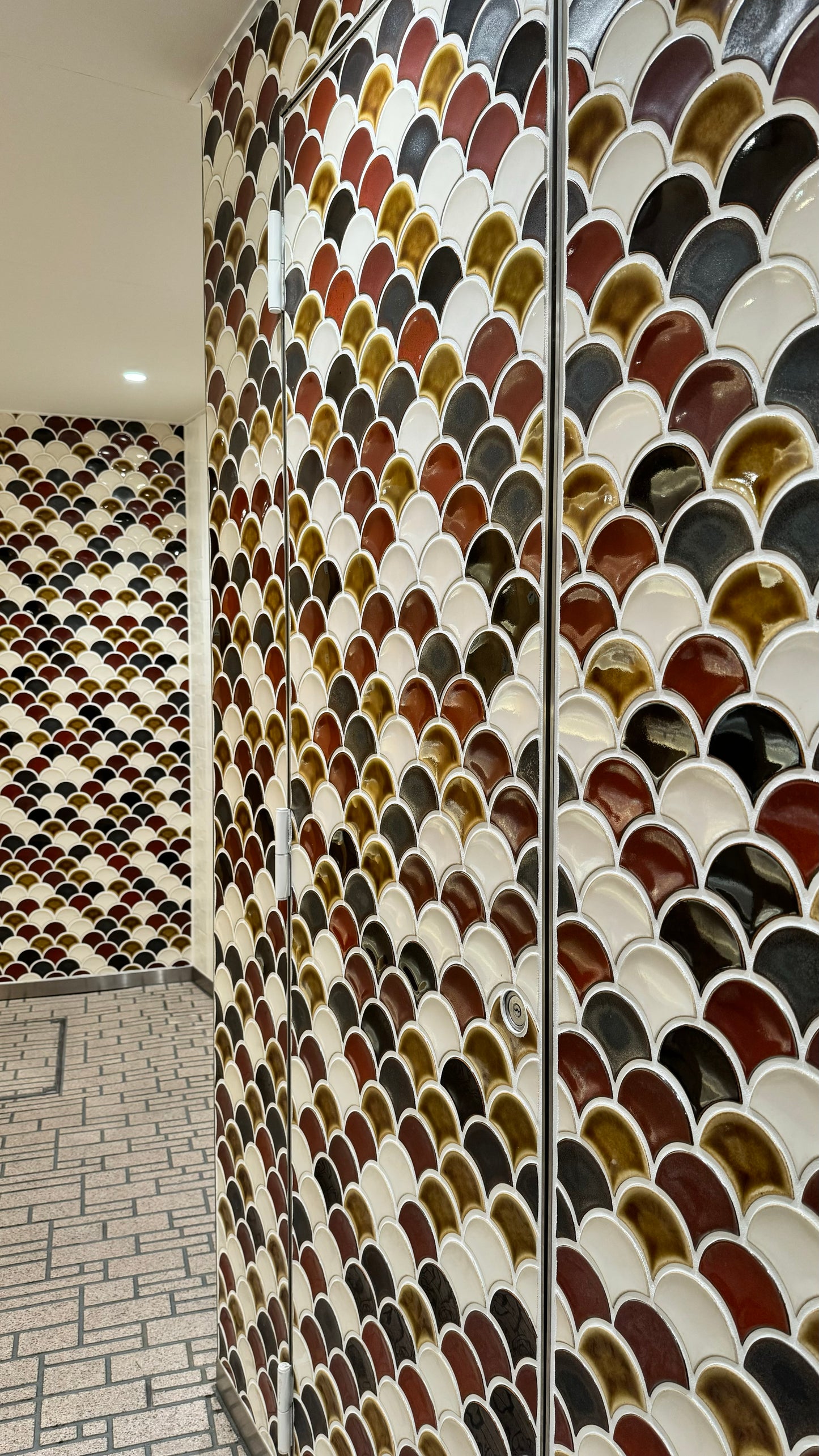 Kaji Hamon - Mittsu Japanese Tiles UAE
