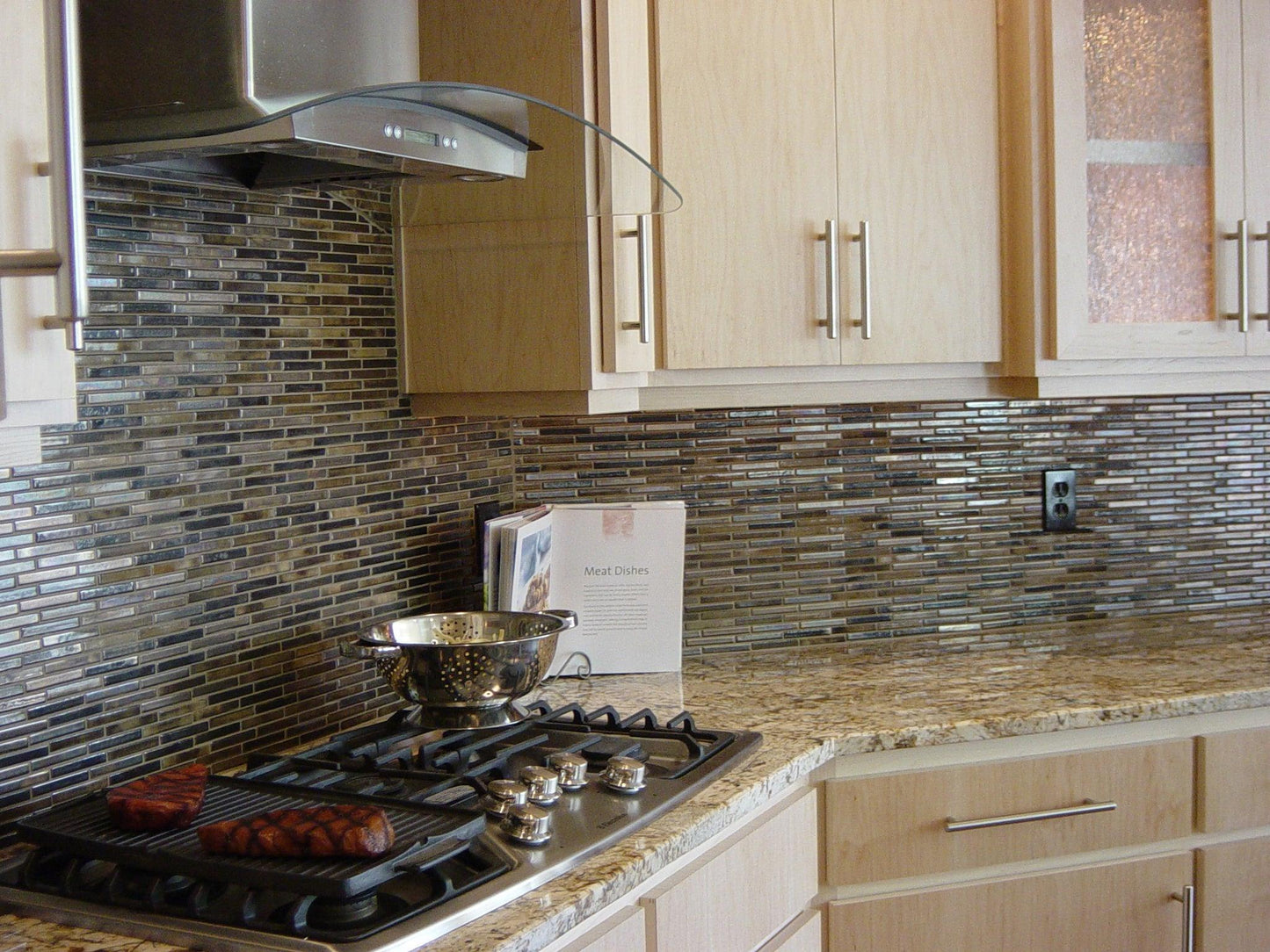 Kujaku Sample - Mittsu Japanese Tiles UAE