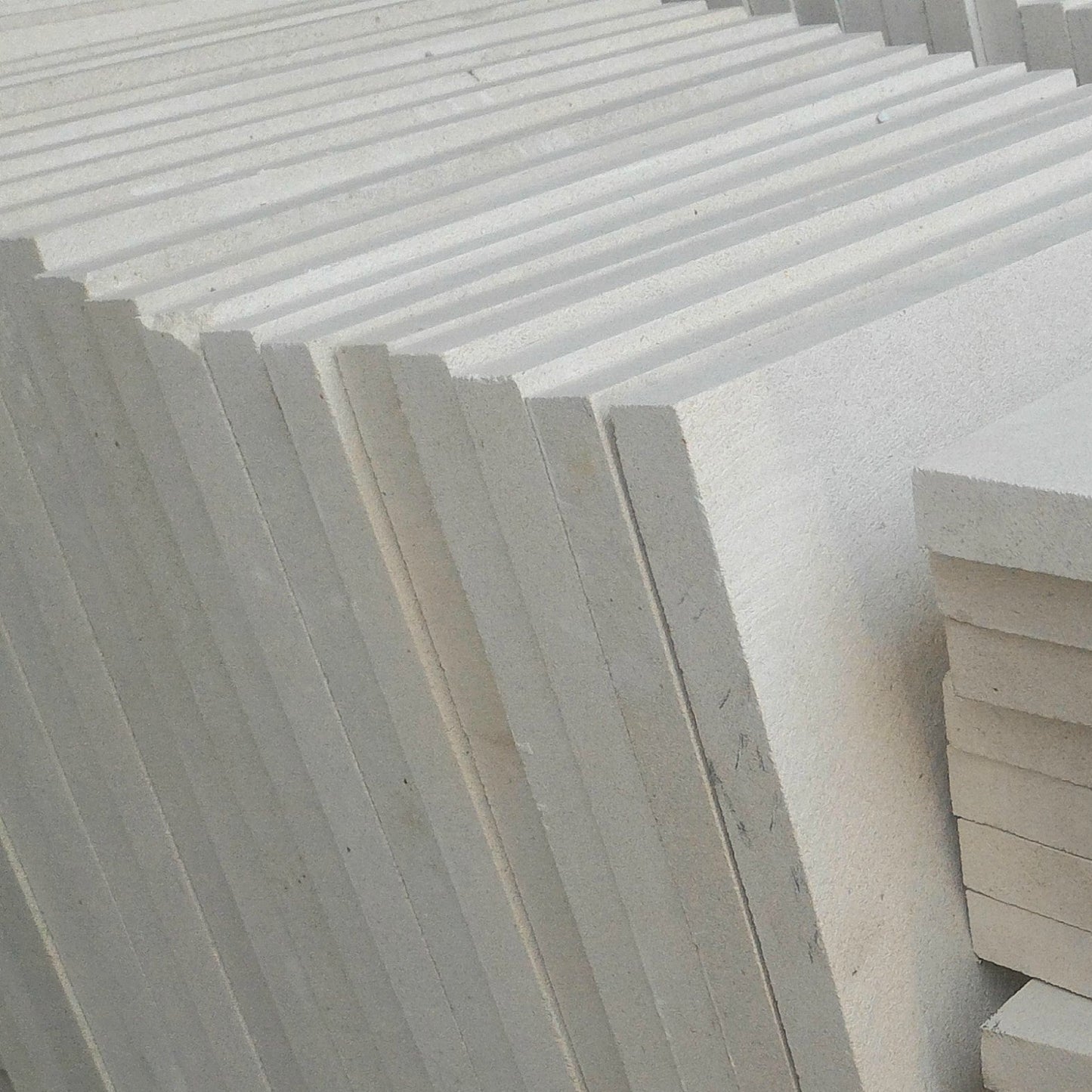 Balinese White Palimanan Sample